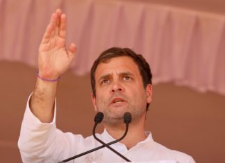 राहुल गांधी ने पूंछा, पुलवामा में सीआरपीएफ जवानों की शहादत का ज़िम्मेदार कौन है?